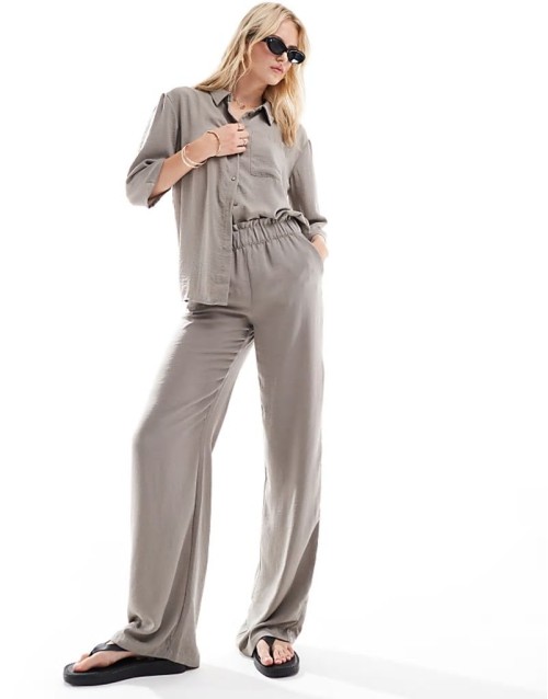 3/4 sve loose shirt & trousers co-ord in taupe