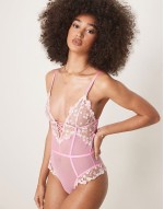 Cleo premium embroidery lingerie in pink
