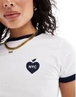 big apple baby tee in white