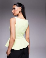 seamed peplum top in green