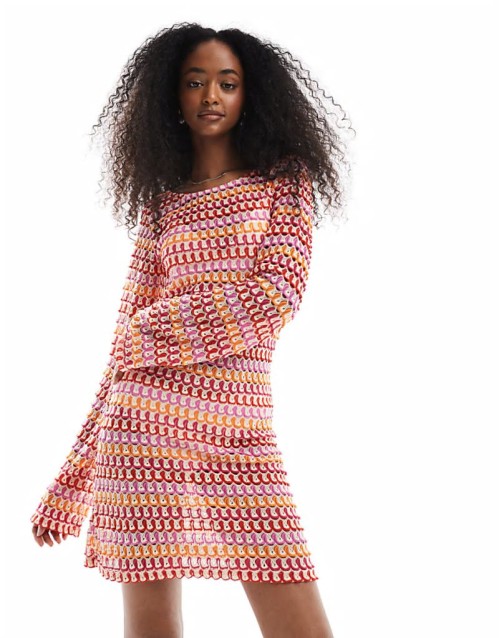 crochet long sve mini dress in red and orange stripe