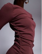 long sve ruched side mini dress in burgundy